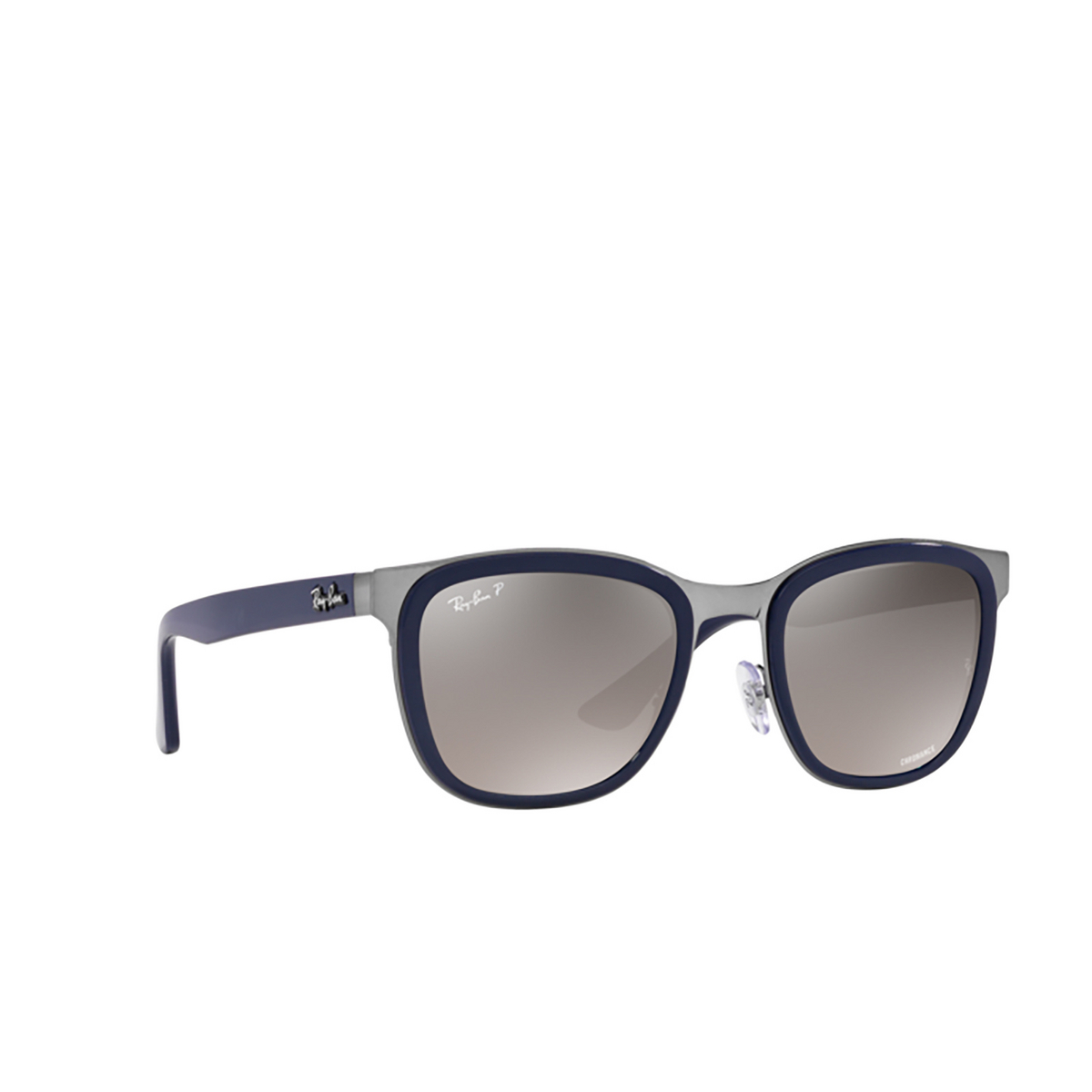 Ray-Ban CLYDE Sunglasses 004/5J Blue On Gunmetal - three-quarters view