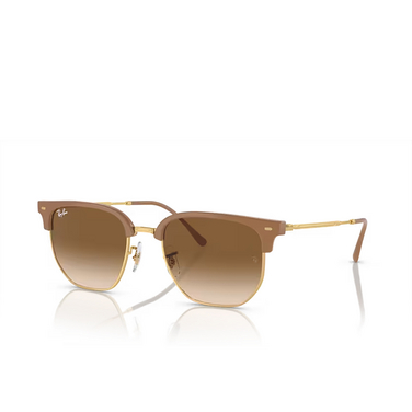 Ray-Ban NEW CLUBMASTER Sunglasses 672151 beige on gold - three-quarters view