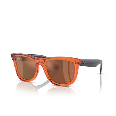 Ray-Ban WAYFARER REVERSE Sunglasses 6712GM transparent orange - three-quarters view