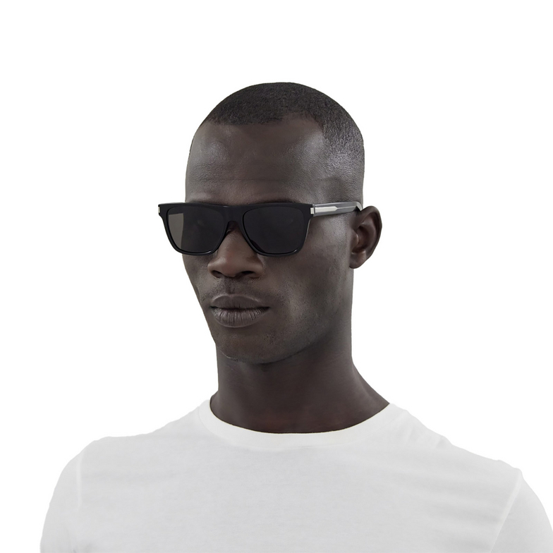 Saint Laurent SL 619 Sunglasses 001 black - 5/5