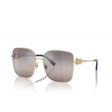 Tiffany TF3094 Sunglasses 6200MZ pale gold - three-quarters view