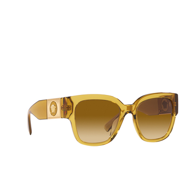 Gafas de sol Versace VE4437U 53472L transparent honey - Vista tres cuartos