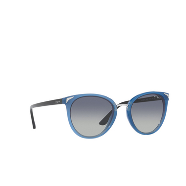 Gafas de sol Vogue VO5230S 30364L opal light blue - Vista tres cuartos