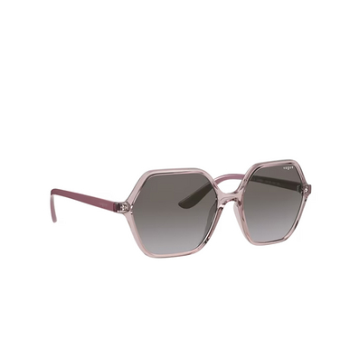 Vogue VO5361S Sonnenbrillen 28288H transparent pink - Dreiviertelansicht