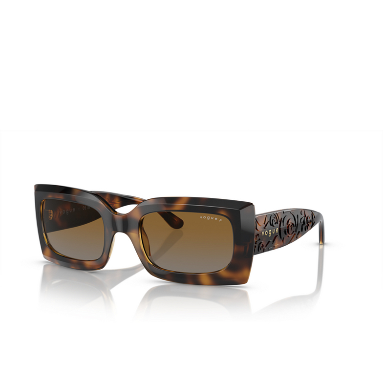 Occhiali da sole Vogue VO5526S W656T5 dark havana - 2/4