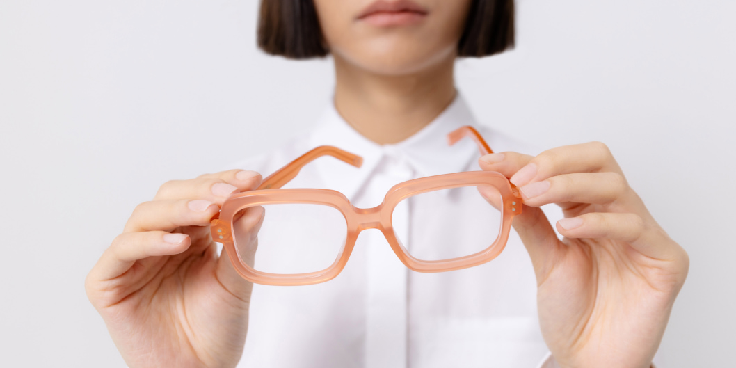Elija el tipo de cristal para sus gafas graduadas en línea