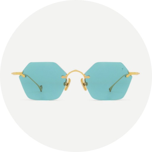 Geometric sunglasses for an oval face