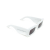 Lunettes de soleil Alexander McQueen AM0433S 005 white - Vignette du produit 2/4