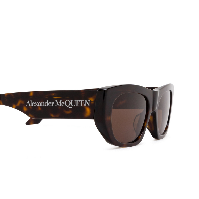 Alexander McQueen AM0450S Sunglasses 002 havana - 3/4