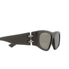 Lunettes de soleil Alexander McQueen AM0471S 004 shiny solid taupe - Vignette du produit 3/4