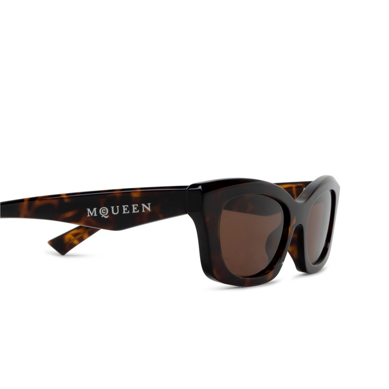 Lunettes de soleil Alexander McQueen AM0474S 002 havana - 3/4