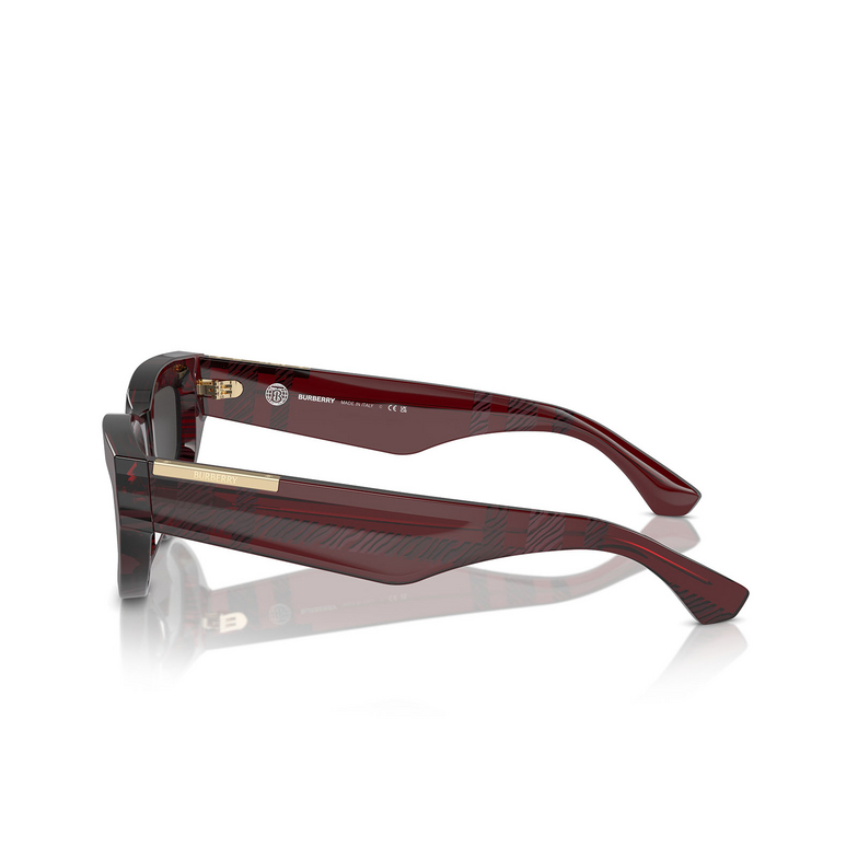 Gafas de sol Burberry BE4425U 411587 check red - 3/4