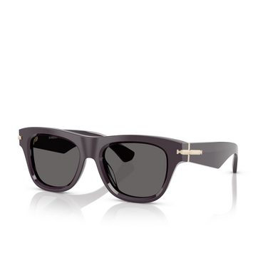 Gafas de sol Burberry BE4438U 326587 bordeaux - Vista tres cuartos