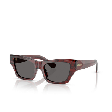 Burberry BE4441U Sunglasses 411587 check red - three-quarters view