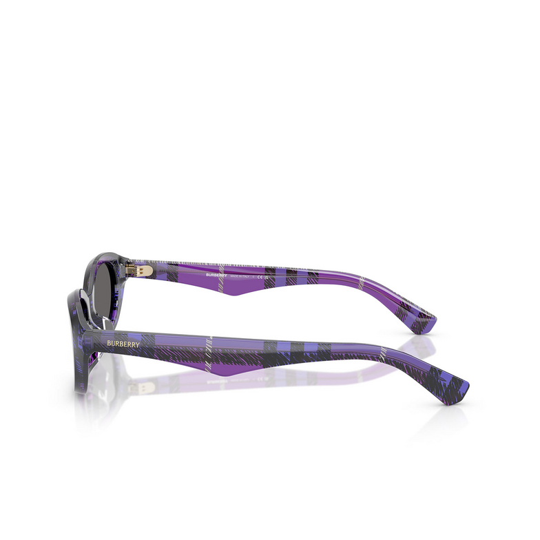 Burberry BE4447D Sunglasses 411387 check violet - 3/4