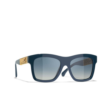 Gafas de sol cuadradas CHANEL 1790K4 blue grey - Vista tres cuartos