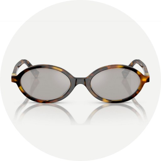 Oval sunglasses for square-shaped faces