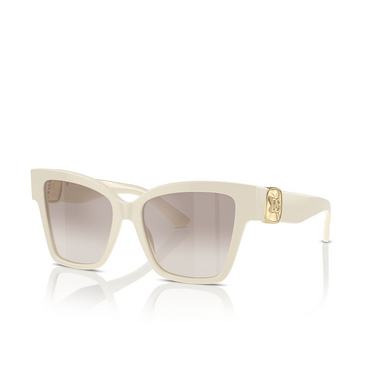Gafas de sol Dolce & Gabbana DG4470 331294 cream - Vista tres cuartos