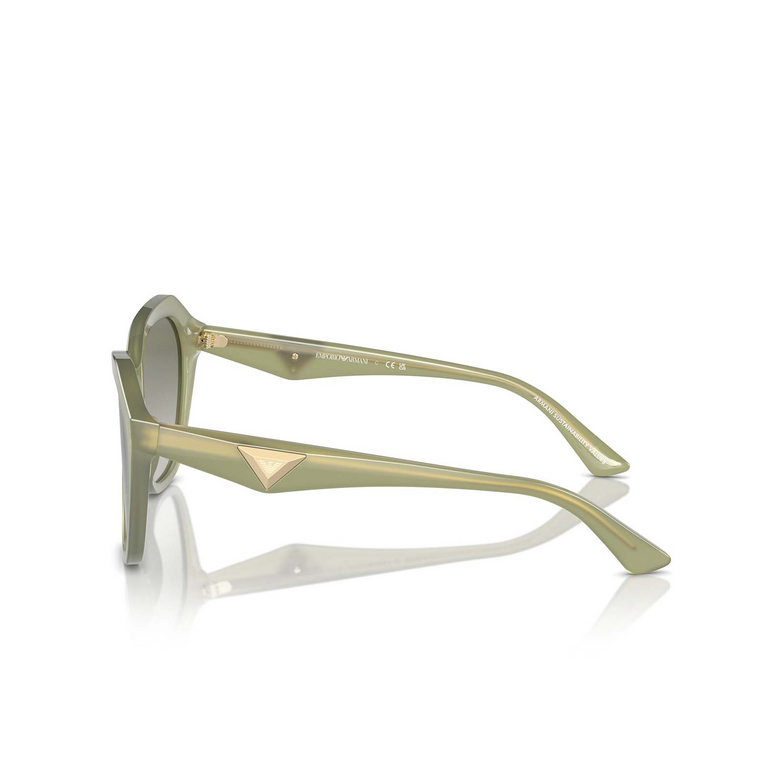 Emporio Armani EA4221 Sonnenbrillen 61168E shiny opaline green - 3/3