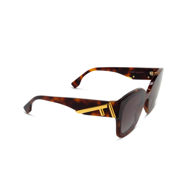 Gafas de sol Fendi FE40098I 53B havana - Vista tres cuartos