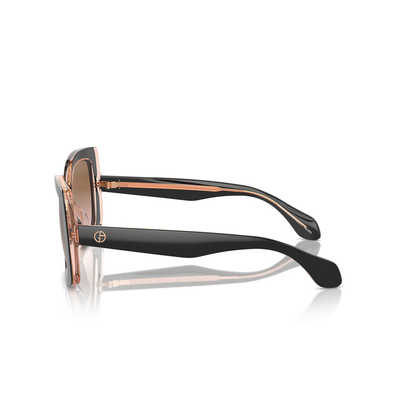 Giorgio Armani AR8208U Sonnenbrillen 608911 top black / transparent pink - 3/4