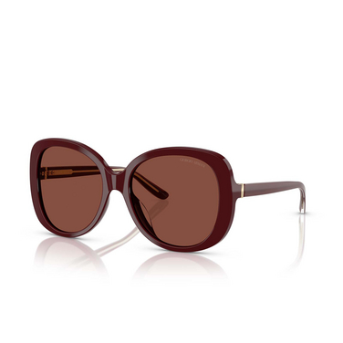 Lunettes de soleil Giorgio Armani AR8229U 5955C5 bordeaux - Vue trois quarts