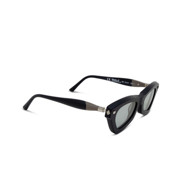 Lunettes de soleil Kuboraum J7 SUN BM black matt + warm grey + matt black - Vue trois quarts