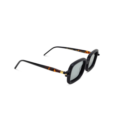 Kuboraum P2 Sunglasses BMH black matt - three-quarters view