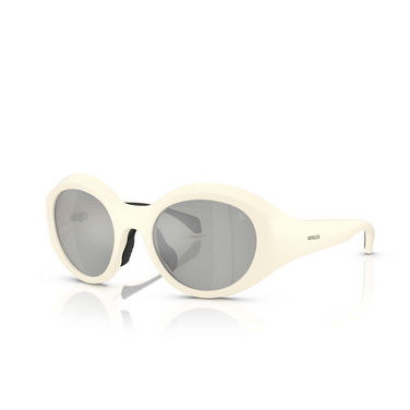 Moncler FUTURO Sunglasses 50028V matt butter - three-quarters view