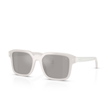Moncler QUADERNA Sunglasses 30136G grey ice - three-quarters view