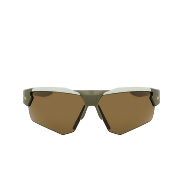 Lunettes de soleil Nike CLOAK DUO E 223 matte medium olive / terrain - Vue de face