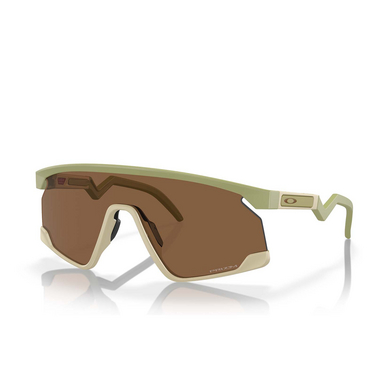 Oakley BXTR Sunglasses 928010 matte fern - three-quarters view