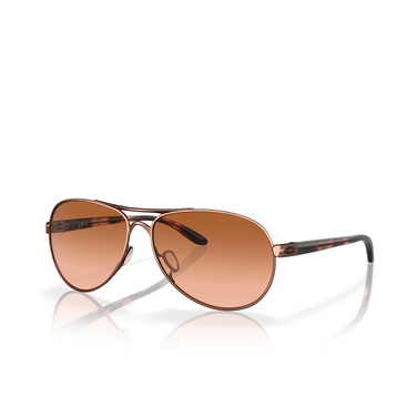 Oakley FEEDBACK Sunglasses 407901 rose gold - three-quarters view