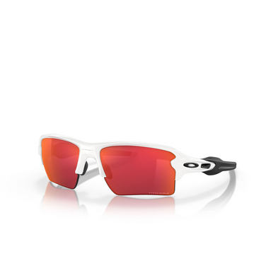 Oakley FLAK 2.0 XL Sunglasses 918803 polished white - three-quarters view