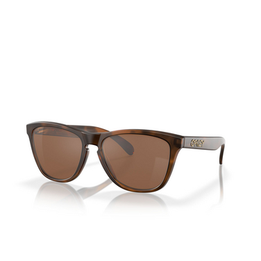 Oakley FROGSKINS Sunglasses 9013C5 matte tortoise - three-quarters view