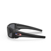 Occhiali da sole Oakley FUEL CELL 909638 matte black - anteprima prodotto 3/4