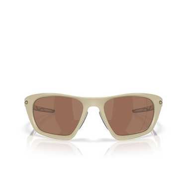 Occhiali da sole Oakley 943105 matte sand - frontale