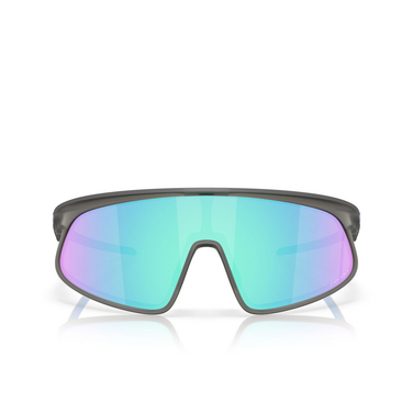 Lunettes de soleil Oakley RSLV 948403 matte grey smoke - Vue de face