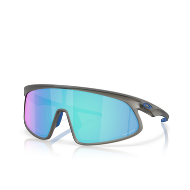 Oakley RSLV Sunglasses 948403 matte grey smoke - three-quarters view