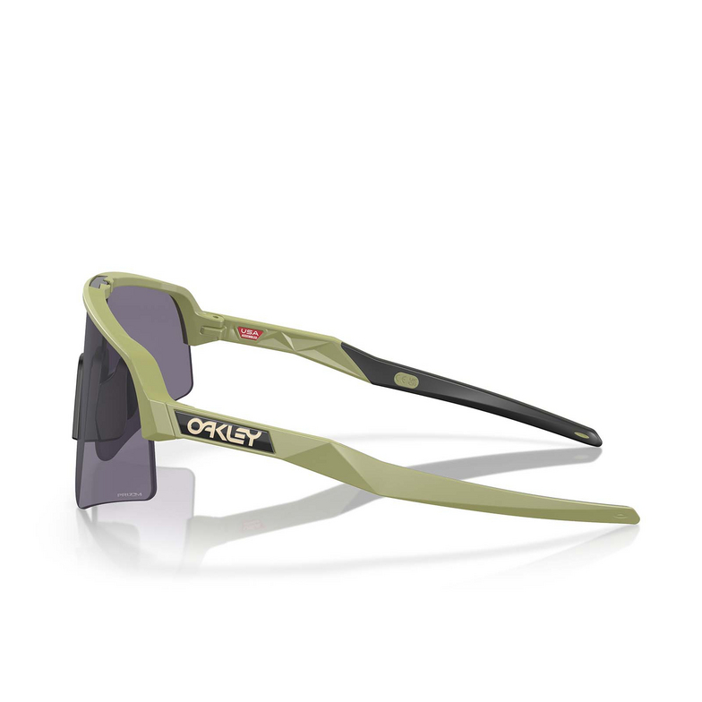 Occhiali da sole Oakley SUTRO LITE SWEEP 946527 matte fern - 3/4