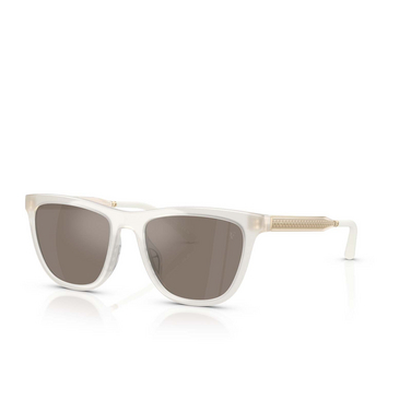 Oliver Peoples R-9 Sunglasses 70077I ecru - three-quarters view