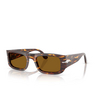 Lunettes de soleil Persol PO3362S 121533 brown / bright yellow - Vignette du produit 3/4