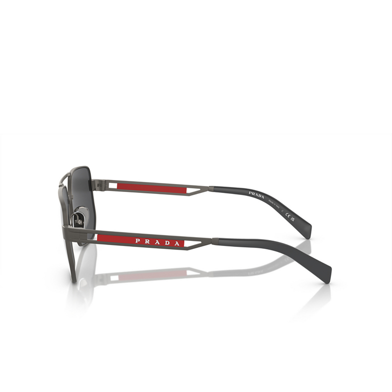 Lunettes de soleil Prada Linea Rossa PS 51ZS 19K60A matte gunmetal - 3/3