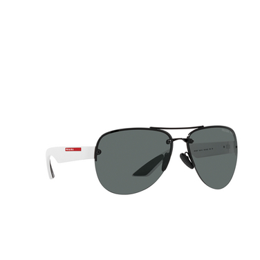 Prada Linea Rossa PS 55YS Sonnenbrillen 1AB02G black - Dreiviertelansicht