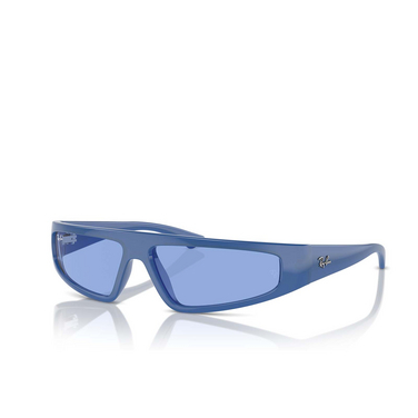 Ray-Ban IZAZ Sunglasses 676180 electric blue - three-quarters view