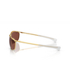 Lunettes de soleil Ray-Ban OLYMPIAN I DELUXE 001/C5 gold - Vignette du produit 3/4