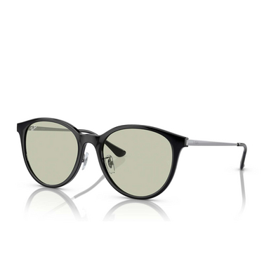 Ray-Ban RB4334D Sonnenbrillen 6292/2 black - Dreiviertelansicht