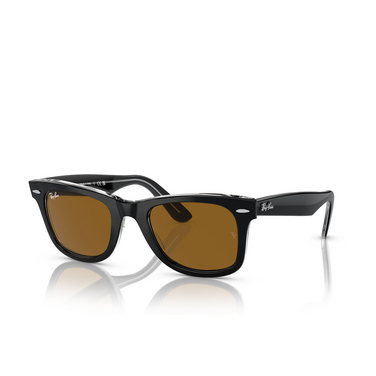 Ray-Ban WAYFARER Sunglasses 129433 black on transparent - three-quarters view