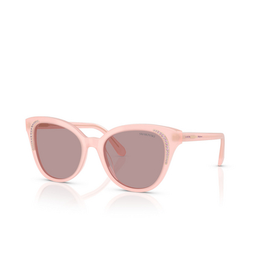 Lunettes de soleil Swarovski SK6031 10317N milky pink - Vue trois quarts