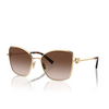 Lunettes de soleil Tiffany TF3102B 61893B pale gold - Vignette du produit 2/4